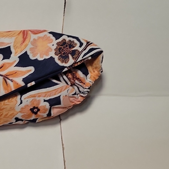 CHELSEA & VIOLET Floral Print Mini Dress Cutout Long Sleeve Party Cocktail Dress - Picture 4 of 9